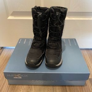 85% new GEOX kid boots